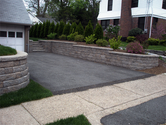 Interlocking Retaining Wall Block System