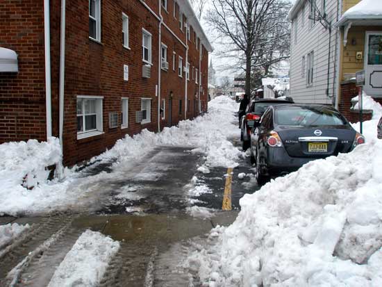 Beginning of Snow Removal in Apartment Complex Driveway